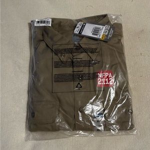 Carhartt FR Long Sleeve Men’s Workwear Shirt. XL